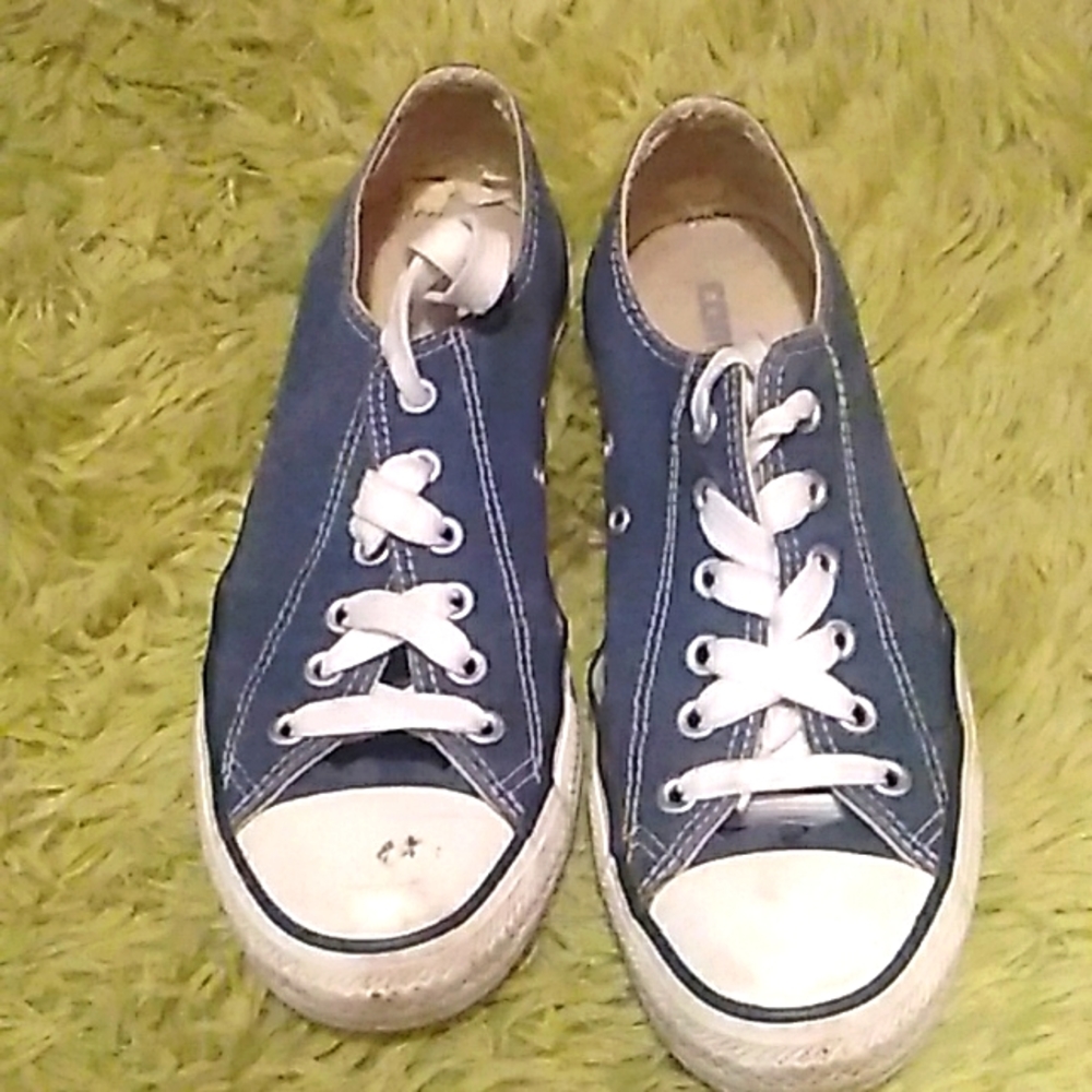 Converse shoes Unisex!